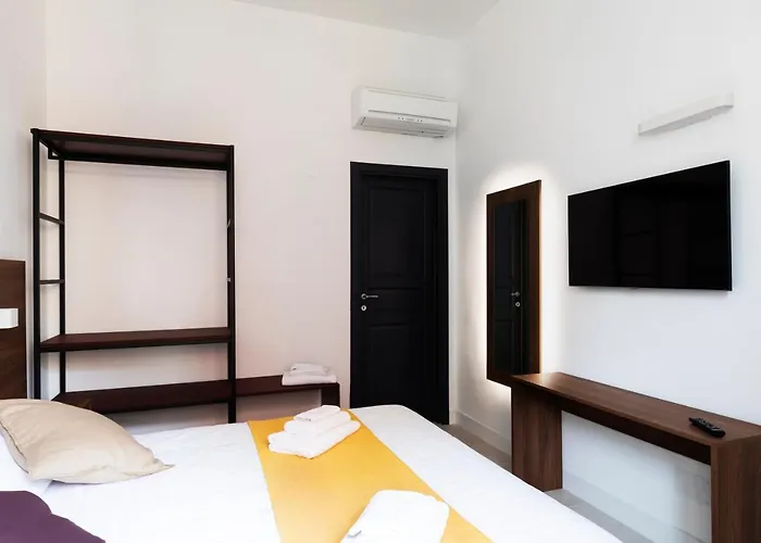 Acate81 Lifestyle 4* 那不勒斯