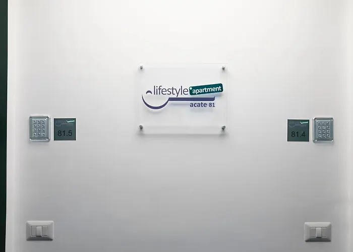 Acate81 Lifestyle 公寓式酒店 4*