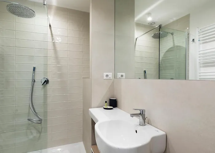 Acate81 Lifestyle 公寓式酒店 4*