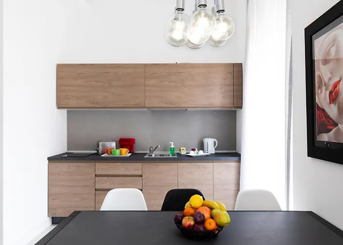 Acate81 Lifestyle 4* 那不勒斯