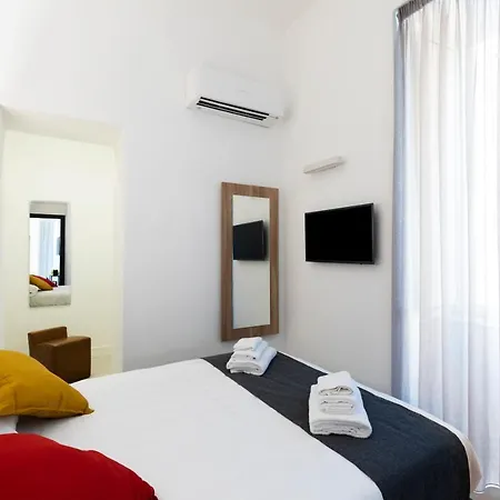Acate81 Lifestyle Aparthotel Naples