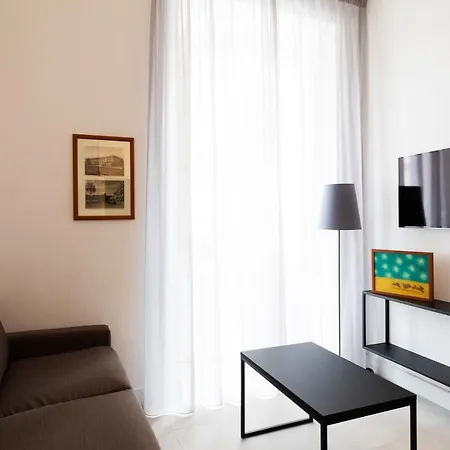 Acate81 Lifestyle Aparthotel Naples